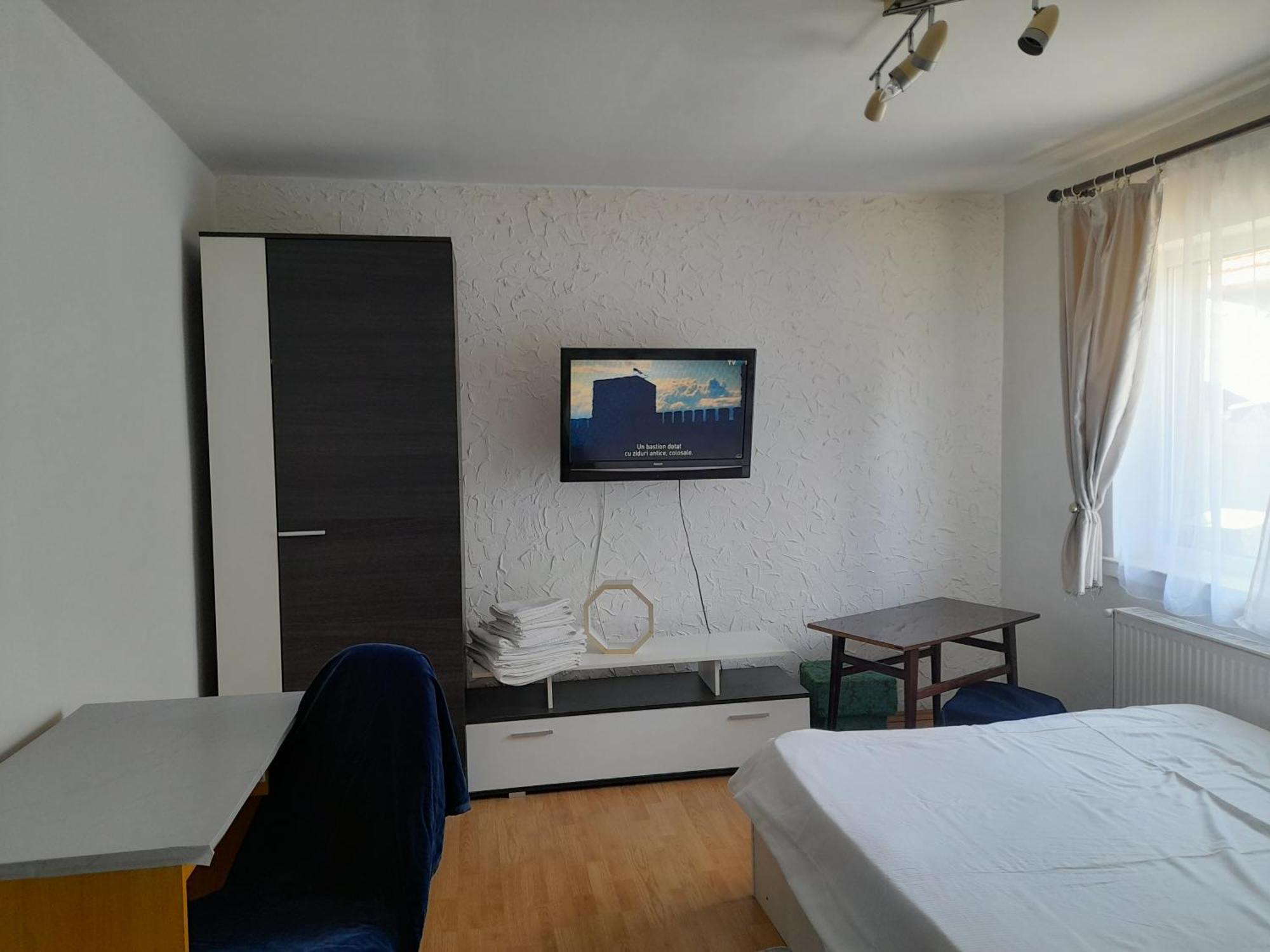 דירות קלוז'-נאפוקה Garsoniera Sic Zona Terapia Zona Linistita La Casa Cu Parcare מראה חיצוני תמונה