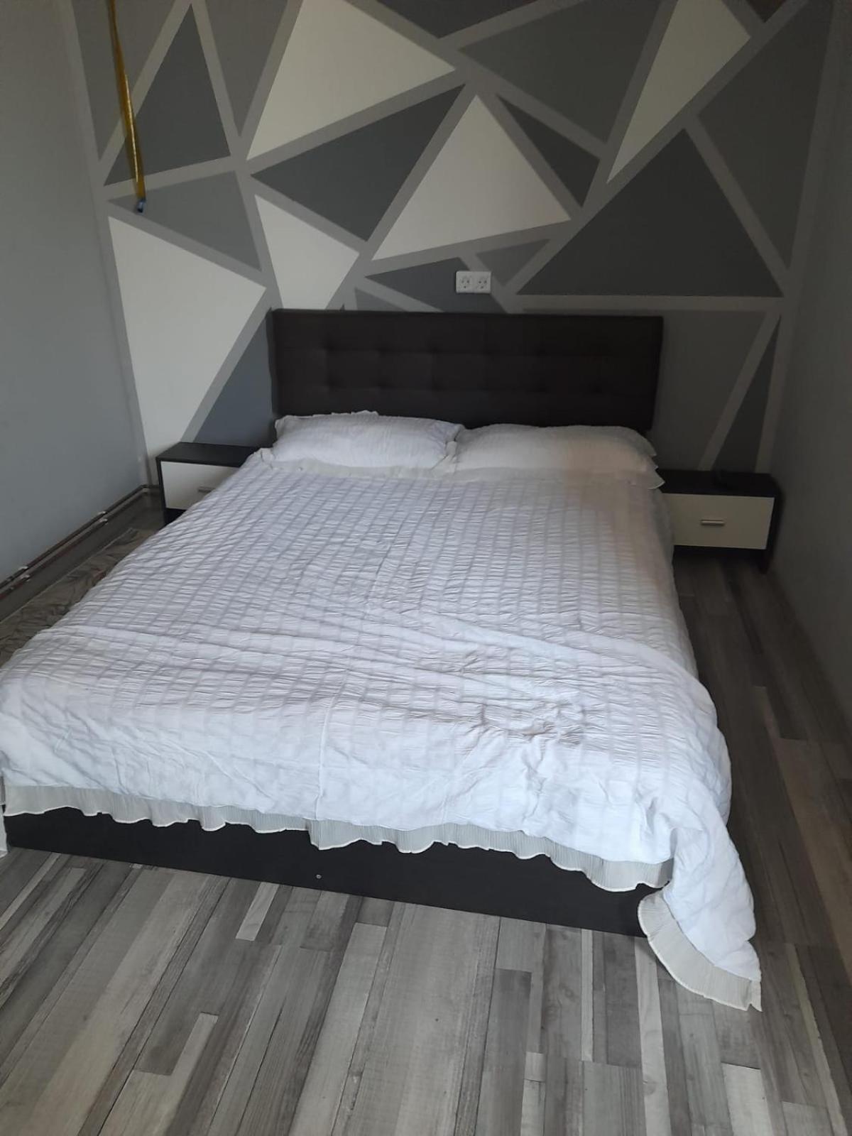 דירות קלוז'-נאפוקה Garsoniera Sic Zona Terapia Zona Linistita La Casa Cu Parcare מראה חיצוני תמונה