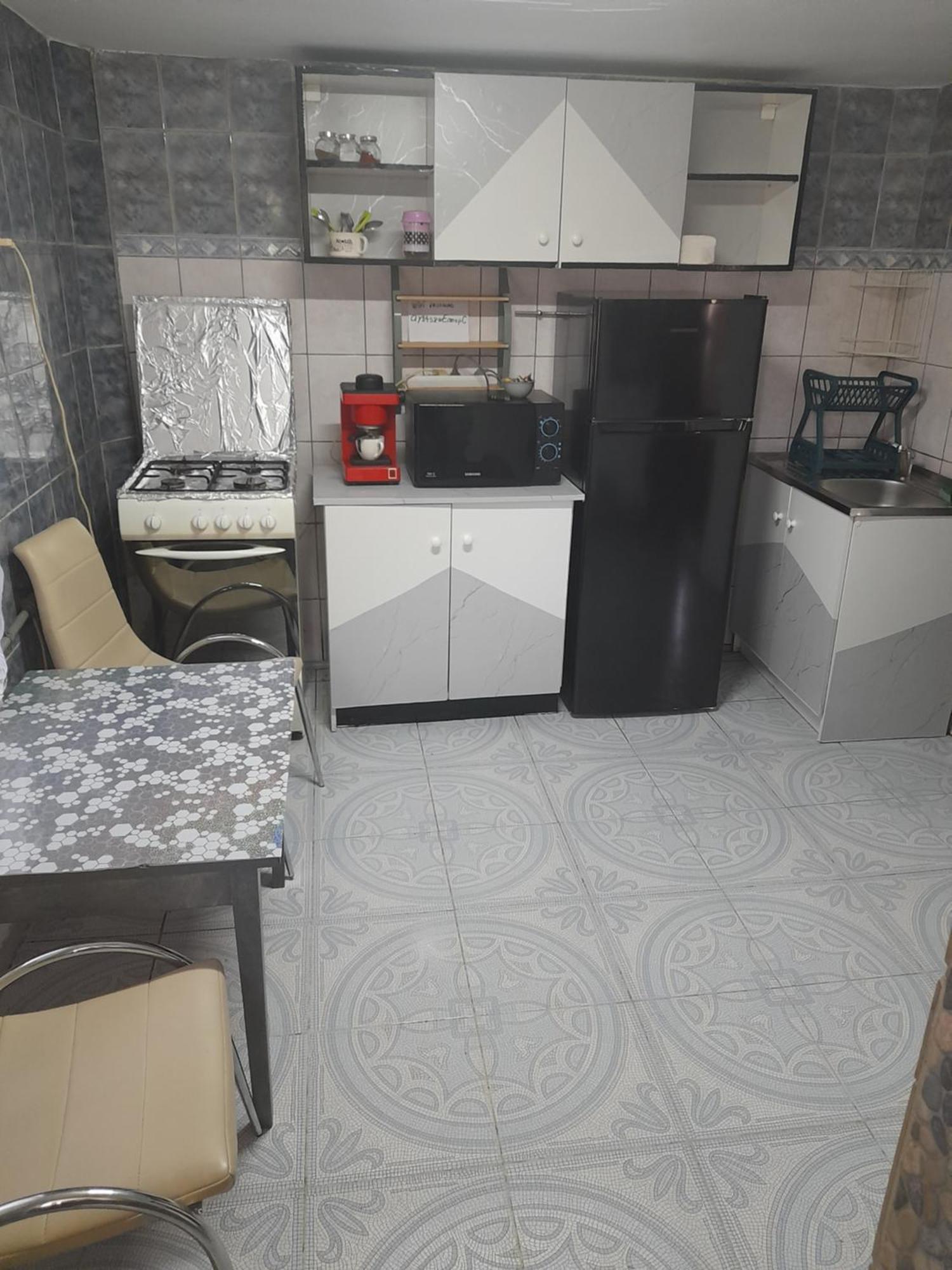 דירות קלוז'-נאפוקה Garsoniera Sic Zona Terapia Zona Linistita La Casa Cu Parcare מראה חיצוני תמונה