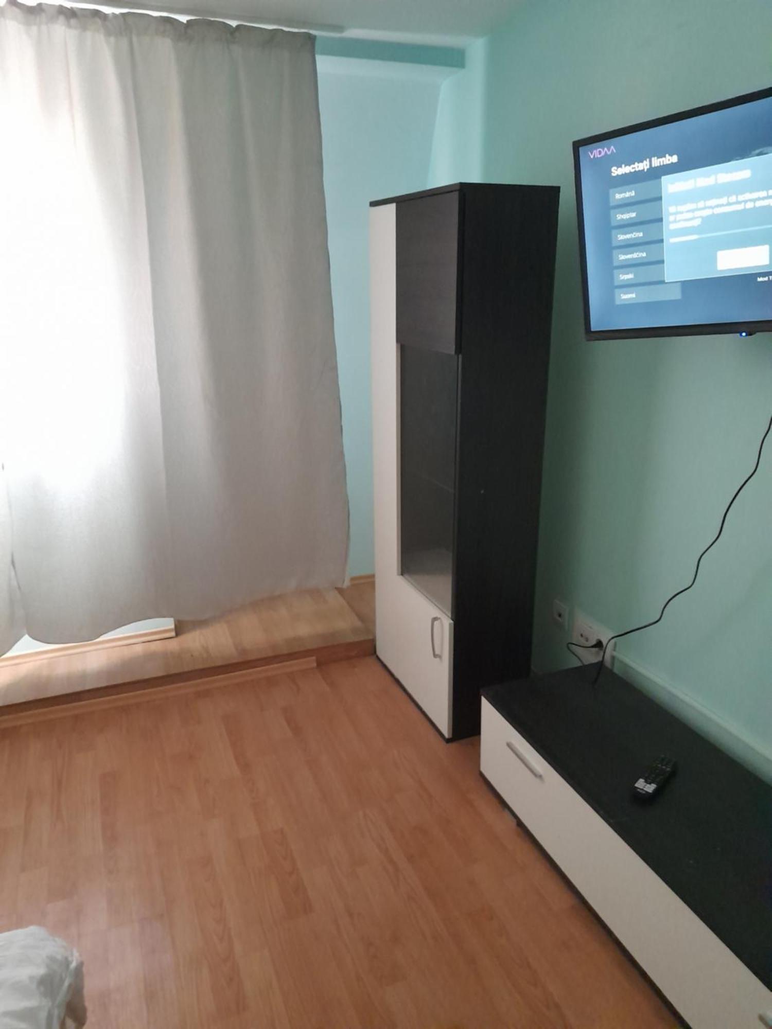 דירות קלוז'-נאפוקה Garsoniera Sic Zona Terapia Zona Linistita La Casa Cu Parcare מראה חיצוני תמונה