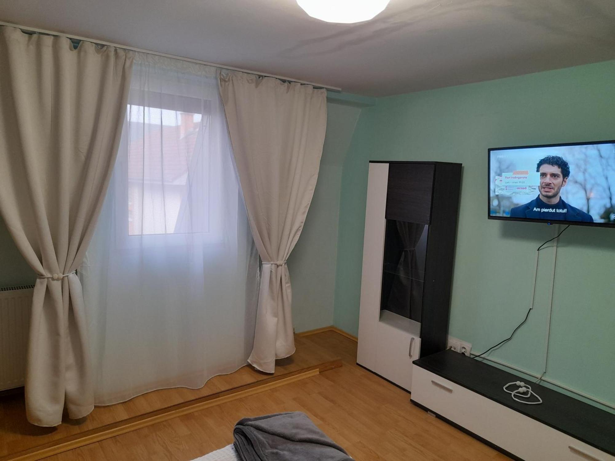 דירות קלוז'-נאפוקה Garsoniera Sic Zona Terapia Zona Linistita La Casa Cu Parcare מראה חיצוני תמונה