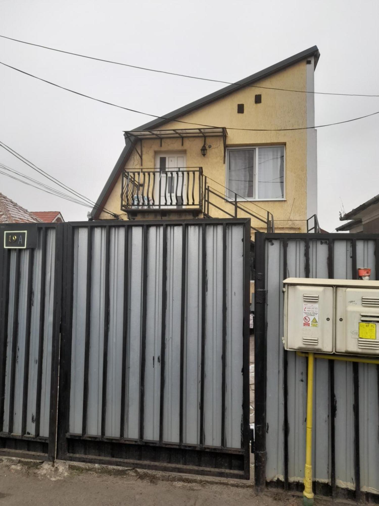 דירות קלוז'-נאפוקה Garsoniera Sic Zona Terapia Zona Linistita La Casa Cu Parcare מראה חיצוני תמונה